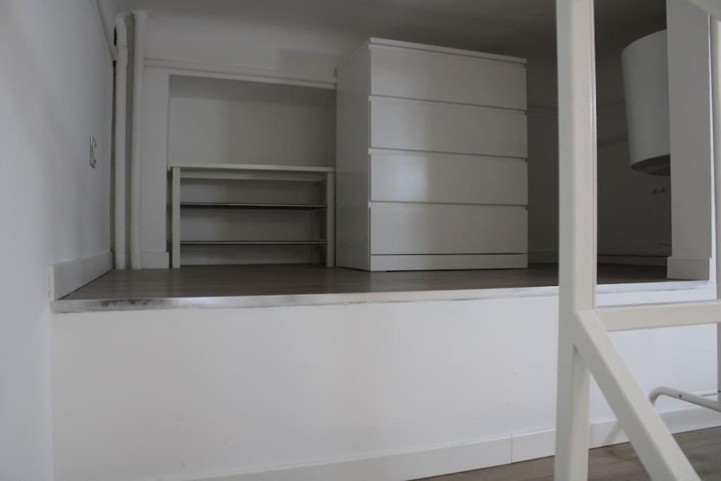 Piccolo Loft A Due Passi Dal Castello Apartamento Milão Exterior foto
